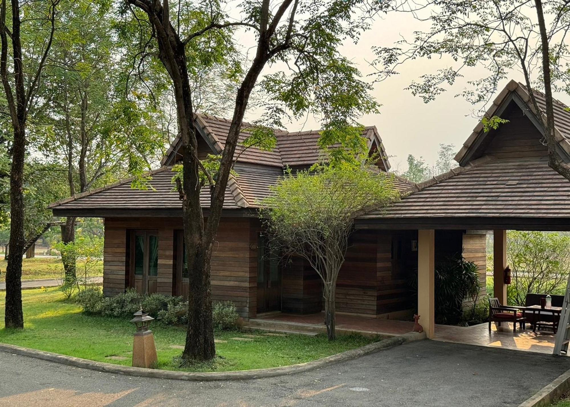 Karina Resort Chiang Mai Exterior foto
