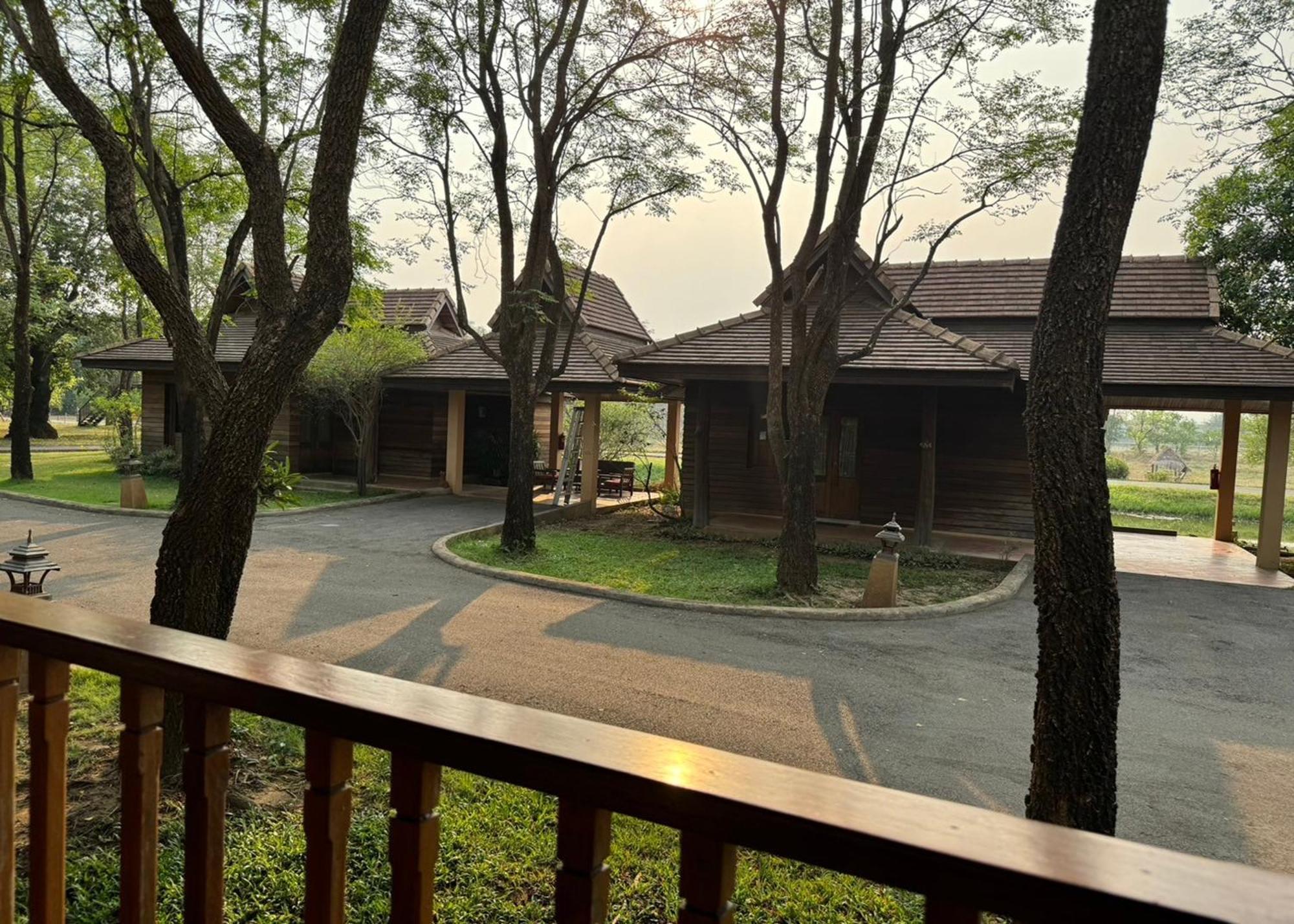 Karina Resort Chiang Mai Exterior foto