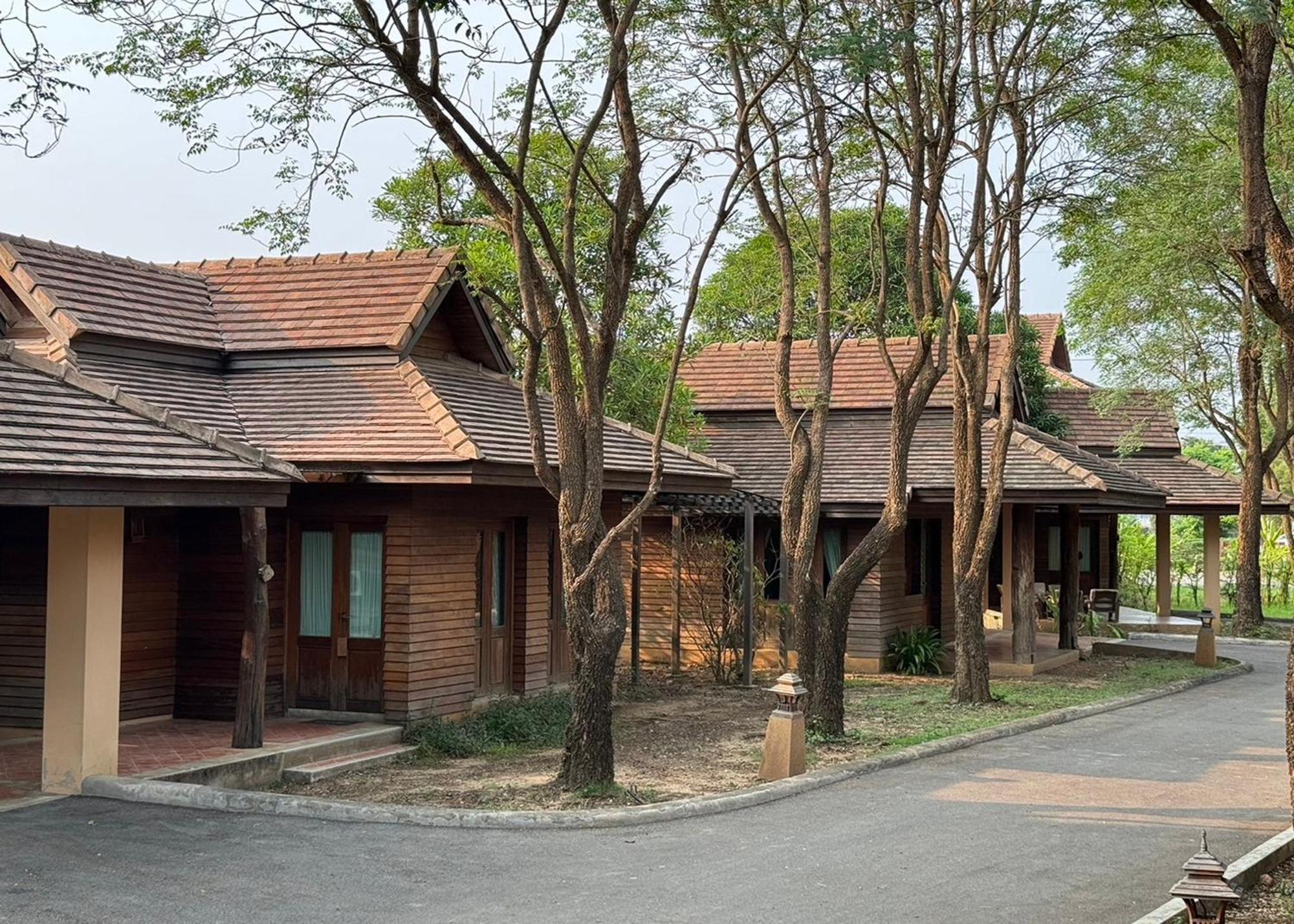 Karina Resort Chiang Mai Exterior foto